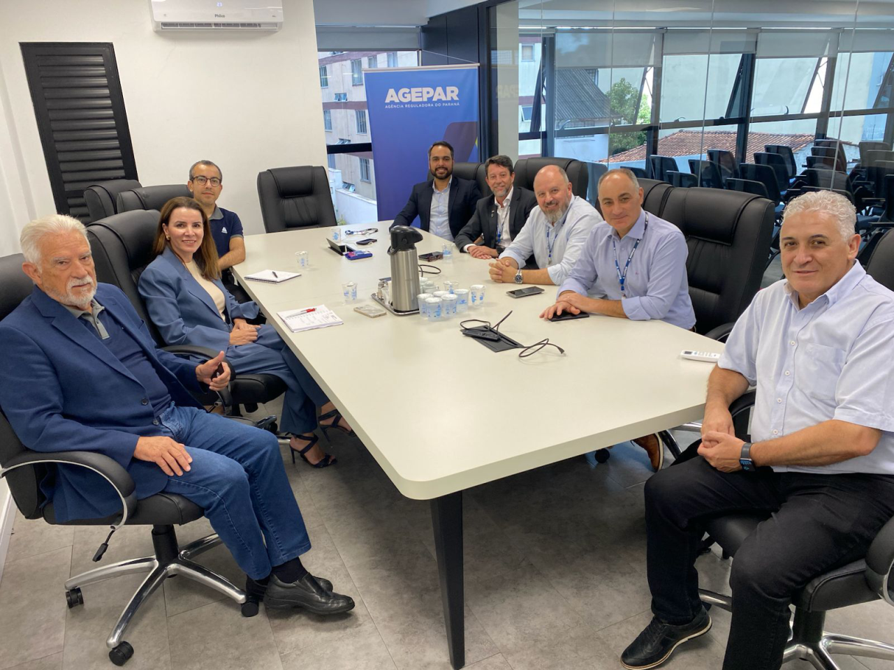 Representantes da Renault visitam Agepar