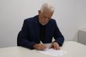 Novo Diretor-presidente da Agepar, Rubens Bueno assina termo de posse