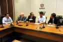 Governador Beto Richa acompanhado pelos, Secretário Chefe de Gabinete, Deonilson Roldo, Secretário de Infraestrutura e Logística, José Richa Filho, Diretor-Presidente da Agência, Antonio José Correia Ribas e o Diretor Mauricio Sá de Ferrante, assina o decreto que regulamenta a Agência Reguladora de Serviços Públicos Delegados de Infraestrutura do Paraná.Curitiba, 20/12/2012Foto: ANPr