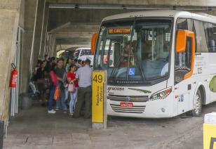 Passagens de ônibus do transporte rodoviário de longa distância e metropolitano do interior terão redução a partir de maio