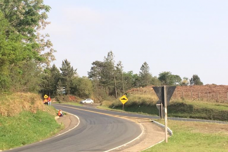 Estado anuncia acordo de R$ 321,2 milhões com concessionária para novas obras em rodovias