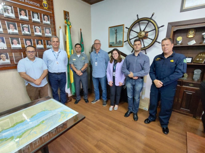 Representantes da Agepar se reúnem com Marinha do Brasil para estreitar relacionamento