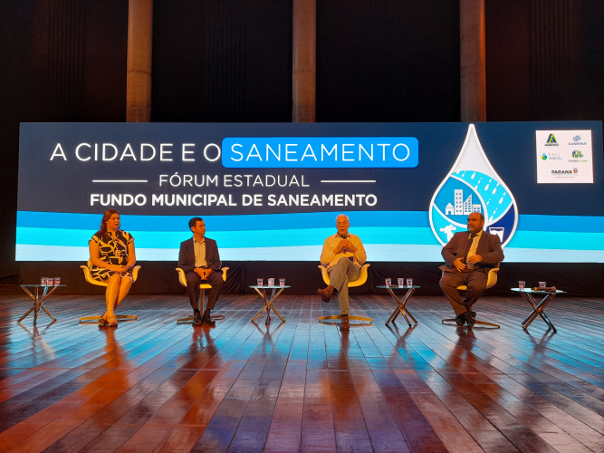 Com apoio da Agepar, fórum estadual discute Fundos Municipais de Saneamento Básico e Ambiental