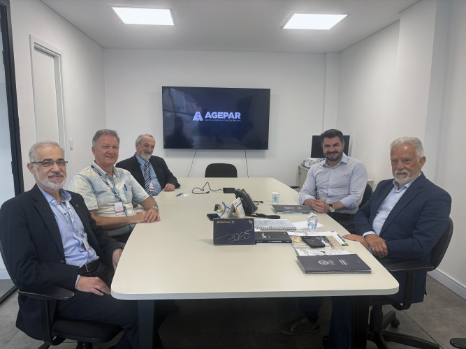 Visita do presidente e diretores do IEP