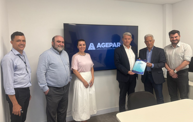 AGEPAR recebe primeira parte do relatório preliminar da pesquisa de satisfação da travessia da Ilha do Mel feito pelo IPARDES