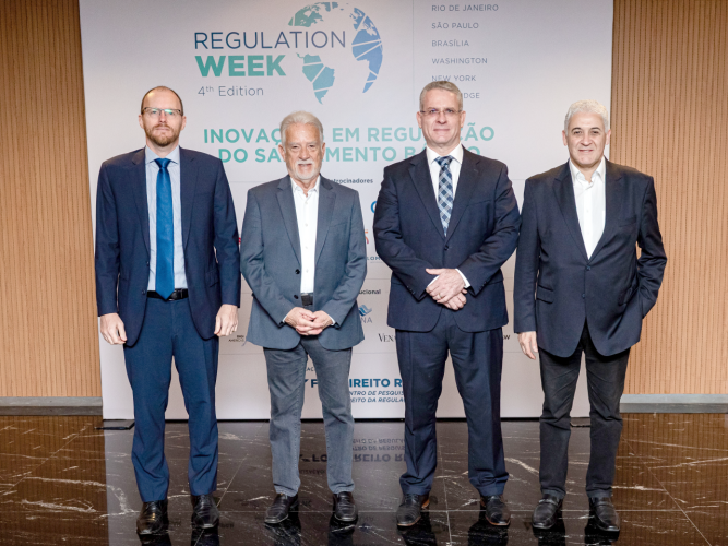 Diretores da Agepar presentes na abertura da 4ª edição da Regulation Week