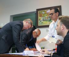 Agepar debate regras para água e esgoto em Santo Antônio da Platina e Ponta Grossa