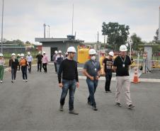 Diretores e servidores da Agepar em visita técnica à Compagas