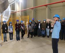 Servidores e diretores da Agência Reguladora de Serviços Públicos Delegados do Paraná (Agepar) visitaram, nesta quarta-feira (25), duas estações e o museu da Companhia de Saneamento do Paraná (Sanepar)