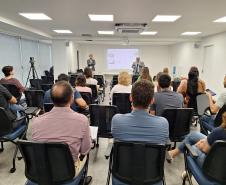 Professor da FGV ministra palestra sobre estudo em que a Agepar aparece como melhor colocada entre as agências reguladoras estaduais do país