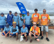 Agepar acompanha limpeza das praias durante o Verão Maior Paraná