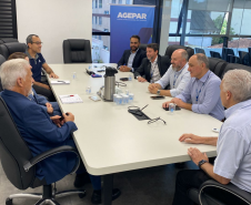 Representantes da Renault visitam Agepar