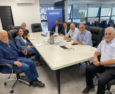 Representantes da Renault visitam Agepar