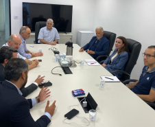 Representantes da Renault visitam Agepar