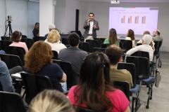 Professor da FGV ministra palestra sobre estudo em que a Agepar aparece como melhor colocada entre as agências reguladoras estaduais do país