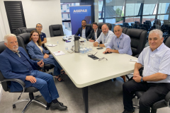 Representantes da Renault visitam Agepar