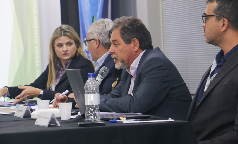 Agepar debate regras para água e esgoto em Santo Antônio da Platina e Ponta Grossa