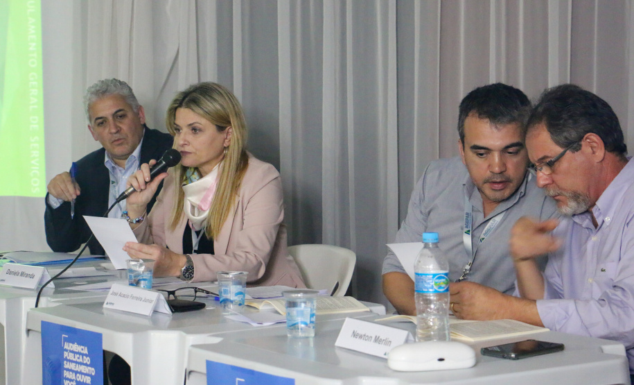 Agepar debate regras para água e esgoto em Santo Antônio da Platina e Ponta Grossa