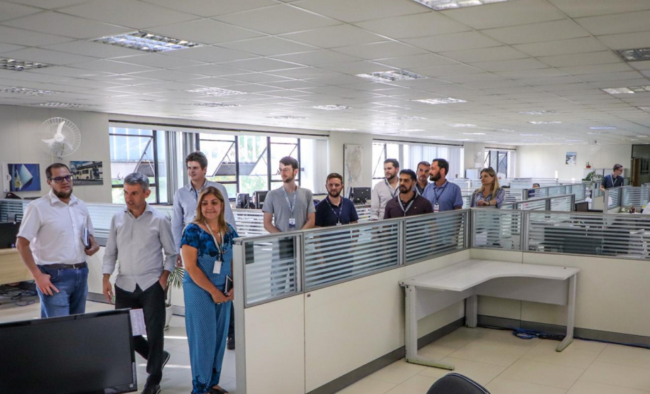 Visita institucional à Coordenação da Região Metropolitana de Curitiba (Comec), com a participação do novo corpo técnico da agência, formado por servidores efetivos.