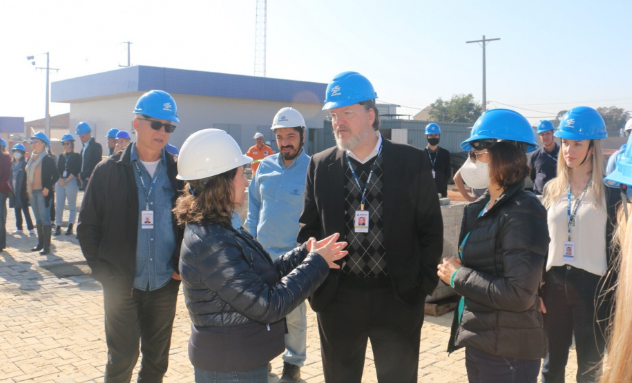 Servidores e diretores da Agência Reguladora de Serviços Públicos Delegados do Paraná (Agepar) visitaram, nesta quarta-feira (25), duas estações e o museu da Companhia de Saneamento do Paraná (Sanepar)