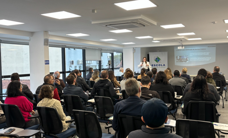 Agepar e Escola de Gestão do Paraná fortalecem parceria