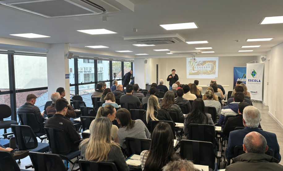 Agepar e Escola de Gestão do Paraná fortalecem parceria