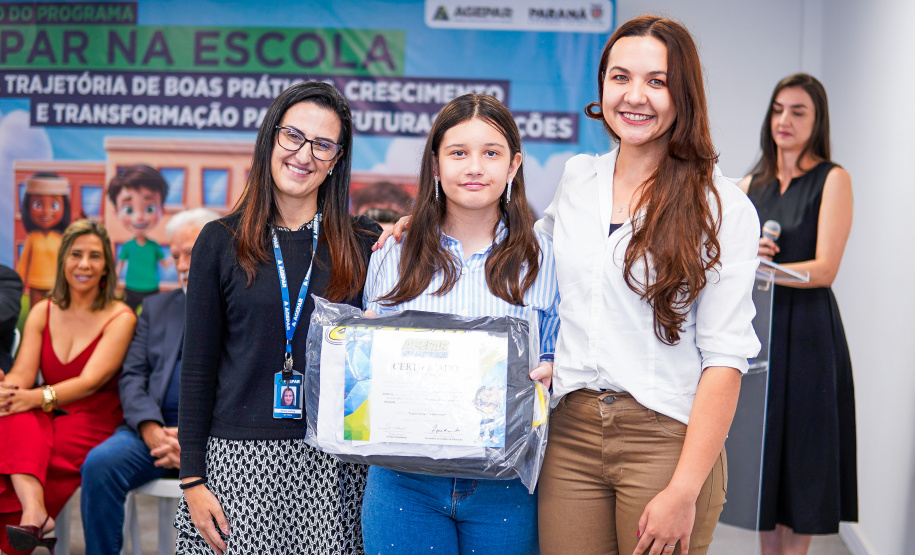 Premiação do programa Agepar na Escola