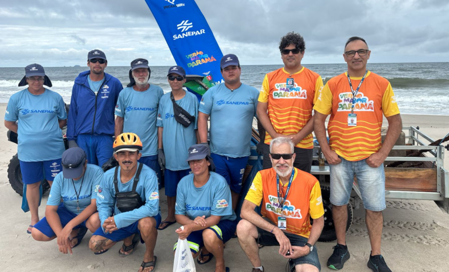 Agepar acompanha limpeza das praias durante o Verão Maior Paraná