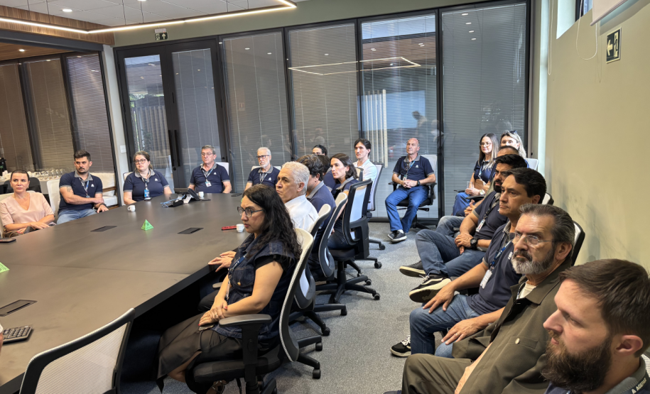 Agepar realiza visita técnica no Hipervisor Urbano de Curitiba