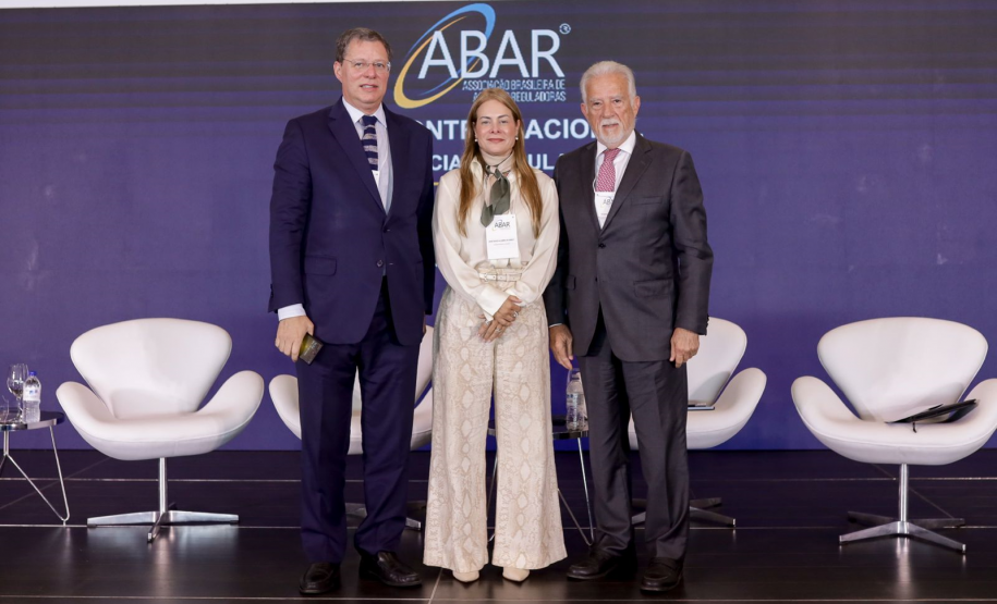 Em Brasília, Agepar participa de 3º Encontro Nacional das Agências Reguladoras