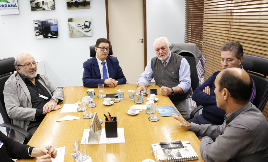 Agepar conhece sistemas de gestão da Celepar O objetivo é foi o de estabelecer uma ação conjunta voltada à adoção de um sistema estratégico de informações para apoiar as atividades de regulação que estão sob a competência da Agepar.