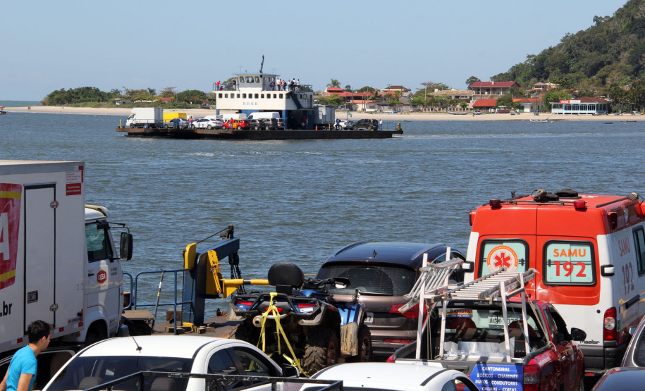 Agepar define isenção de tarifa e prazo para nova licitação do ferry boat Travessia da baía de Guaratuba